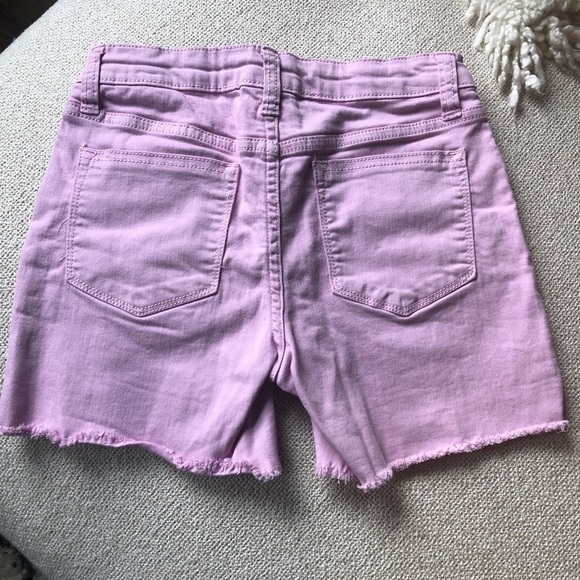 Vigoss Girls The Malibu Mid Shorts Embroidered Floral Pink Denim Cut Off Size 14 - Picture 2 of 9